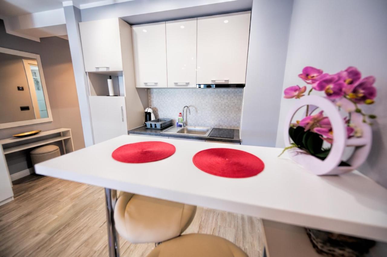 Katty Lux Studio Mamaia Ngoại thất bức ảnh